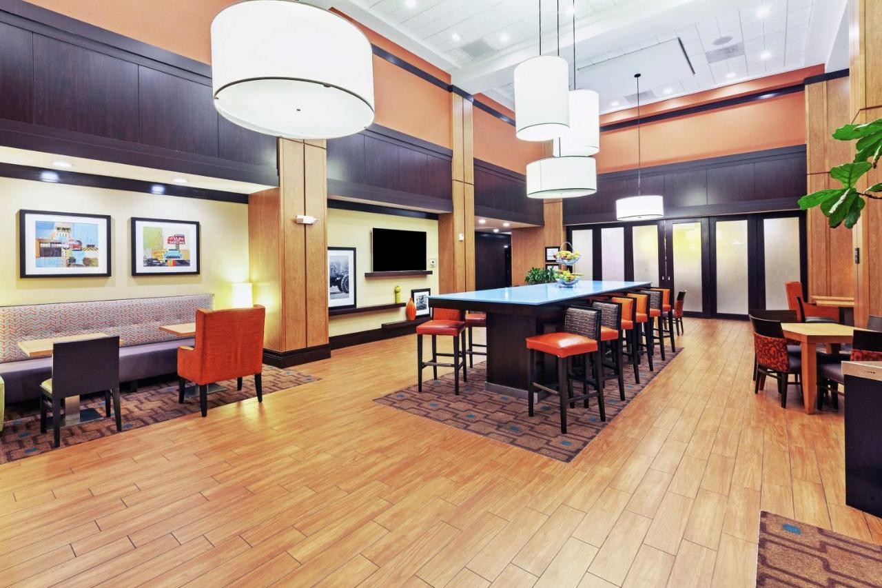 Hampton Inn & Suites Houston North Iah, Tx Exterior foto